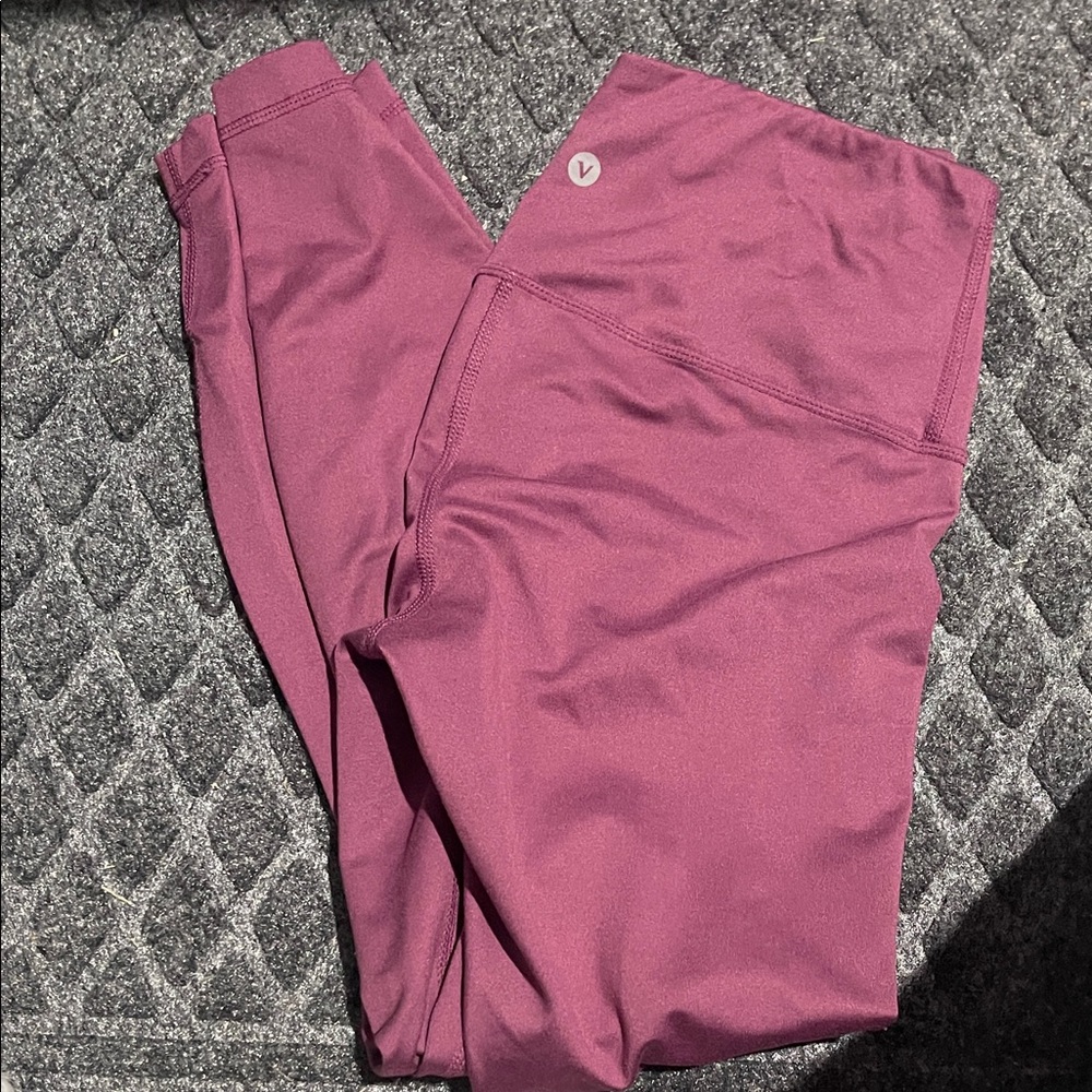 Velocity Women's Leggings in Mauve